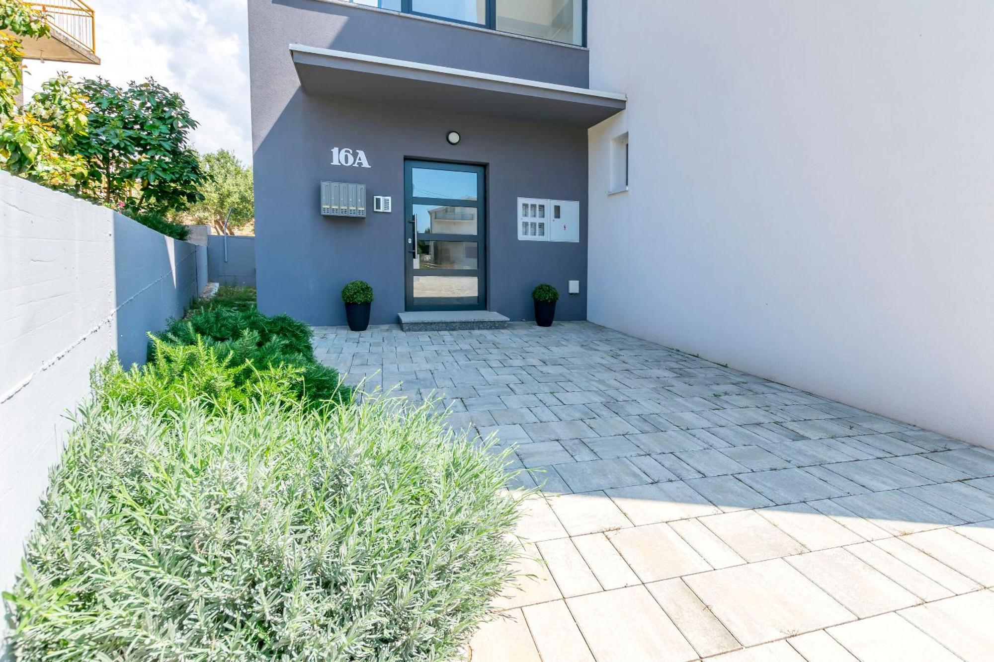 Apartments Tonka Primosten Exterior photo